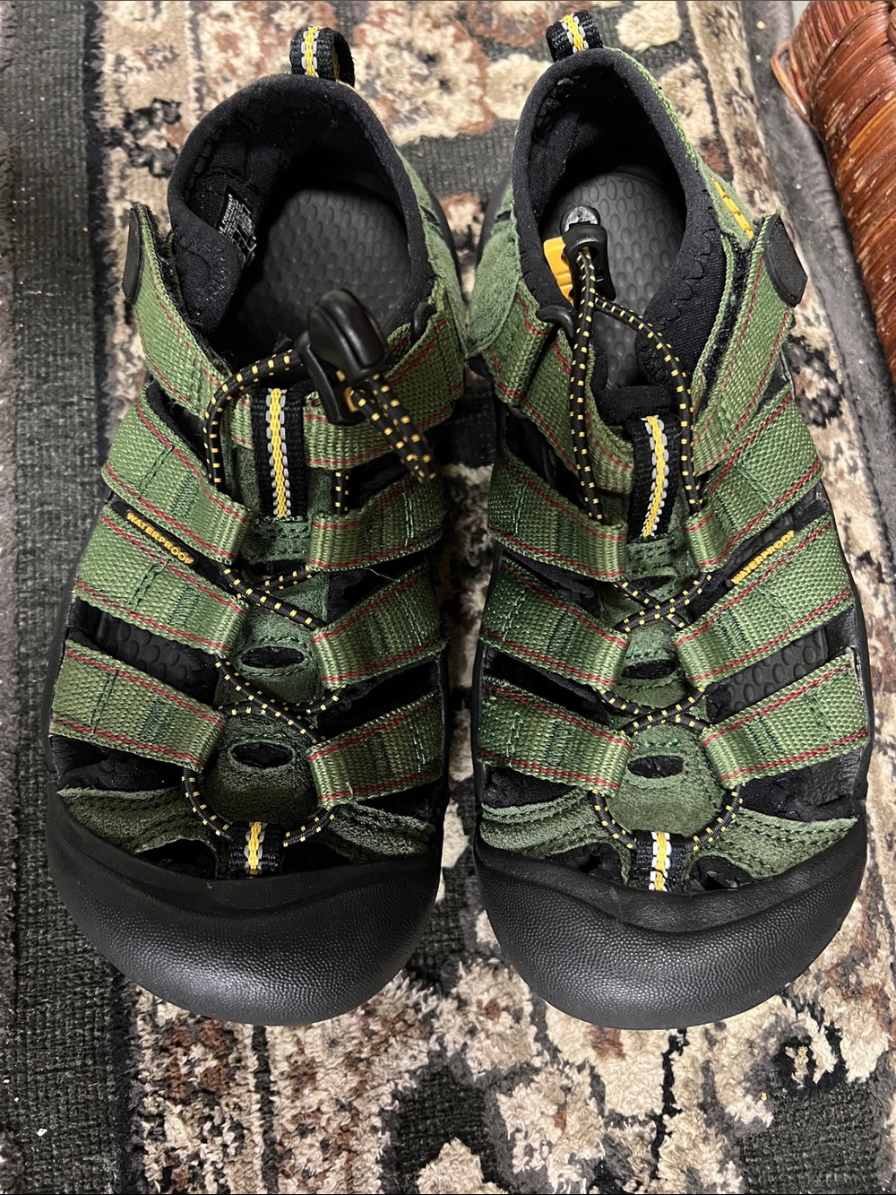 Keen Kids Green and Black Closed-Toe Adventure Sandals